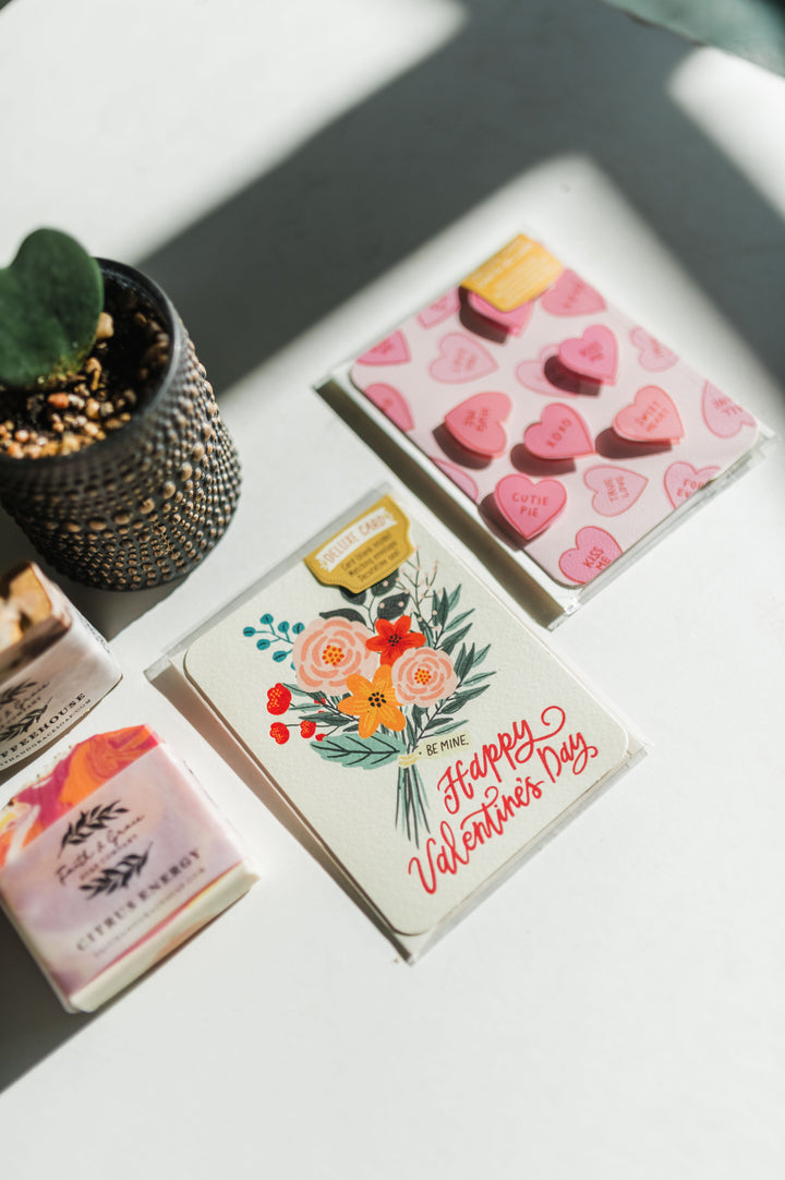 Valentine's Day Bouquet Deluxe Greeting Card