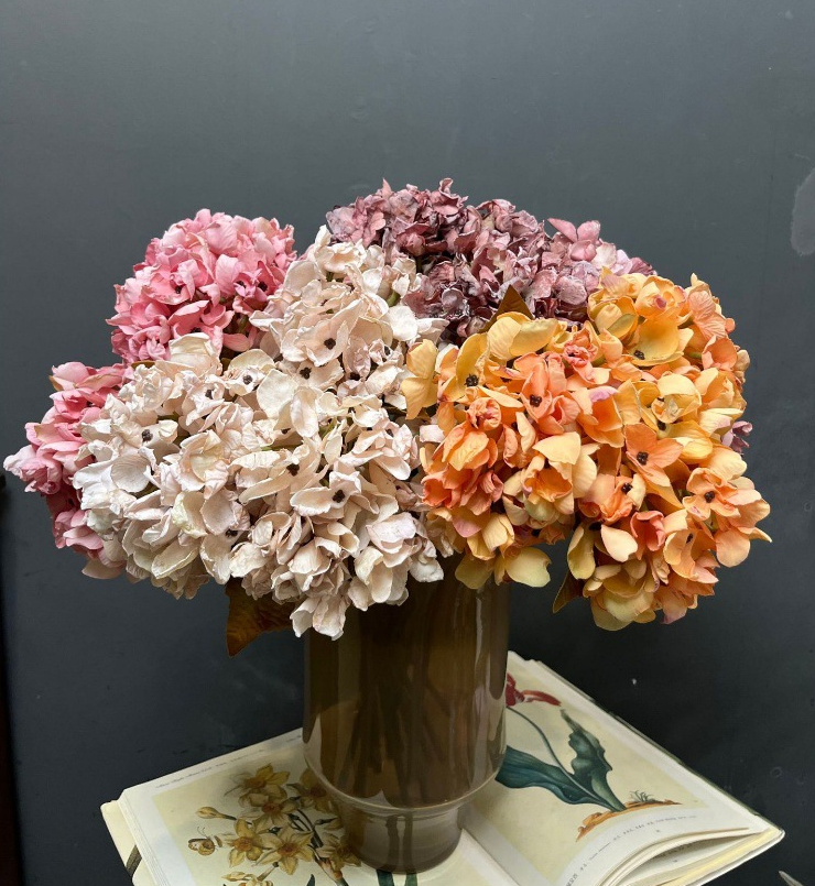 Faux Autunm Hydrangea Flower Bunchs, 3 Flowers/3 Stems