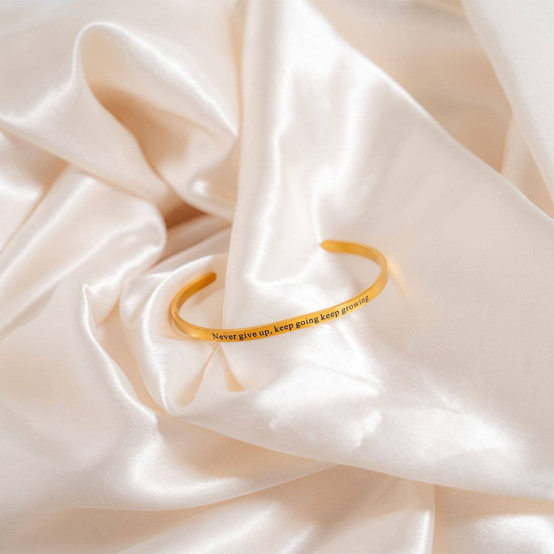 18K Gold PVD Never give up Engraved Bangle Bracelet