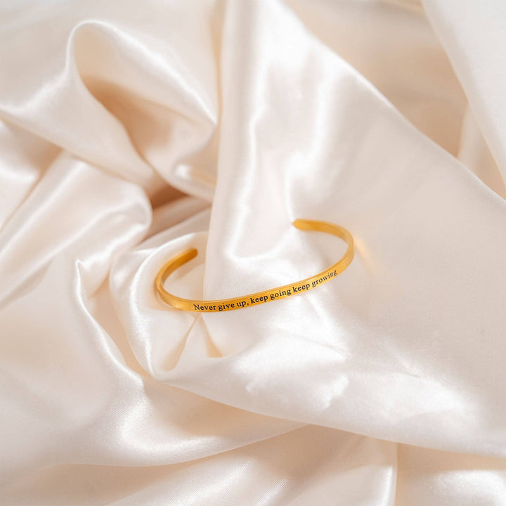 18K Gold PVD Never give up Engraved Bangle Bracelet